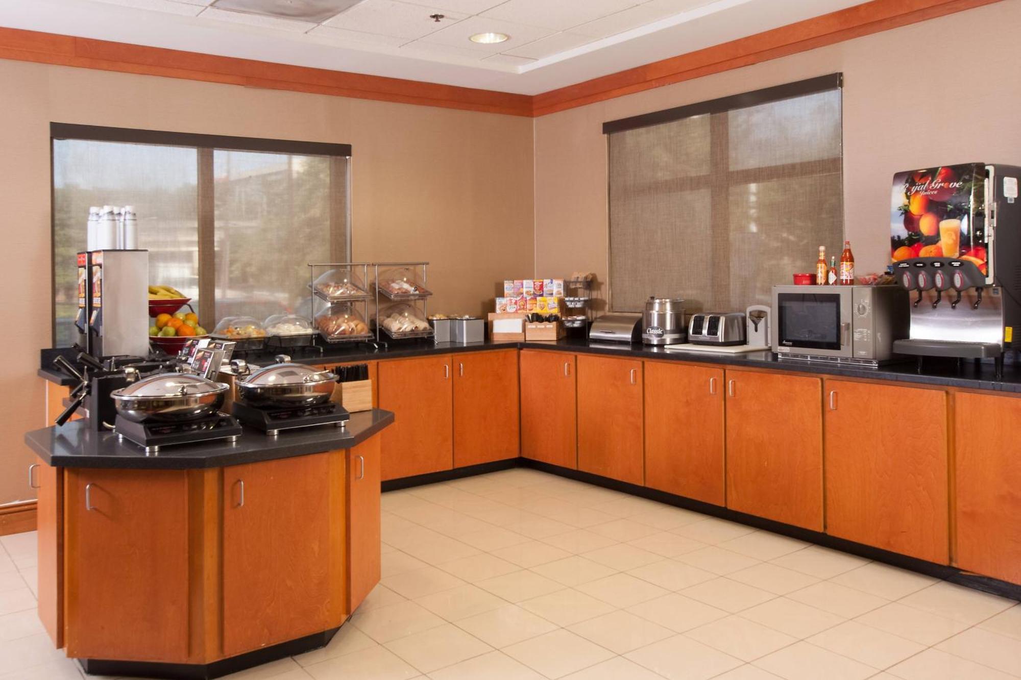 Fairfield Inn And Suites Atlanta Airport South/Sullivan Road College Park Luaran gambar